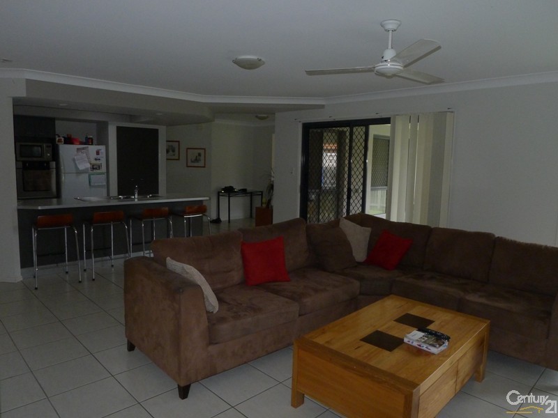 5 Charolais Crescent, Upper Kedron QLD 4055