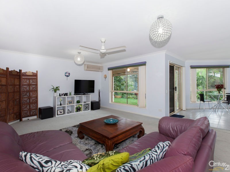 11 Outlook Terrace, Ferny Grove QLD 4055