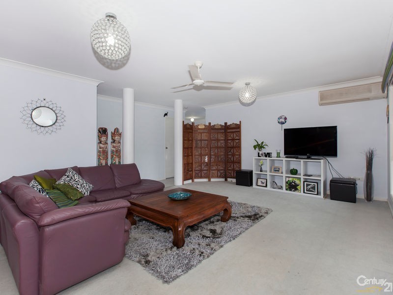 11 Outlook Terrace, Ferny Grove QLD 4055