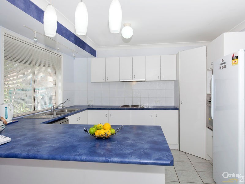 11 Outlook Terrace, Ferny Grove QLD 4055