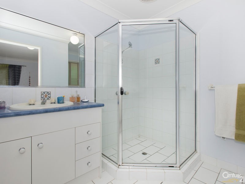 11 Outlook Terrace, Ferny Grove QLD 4055