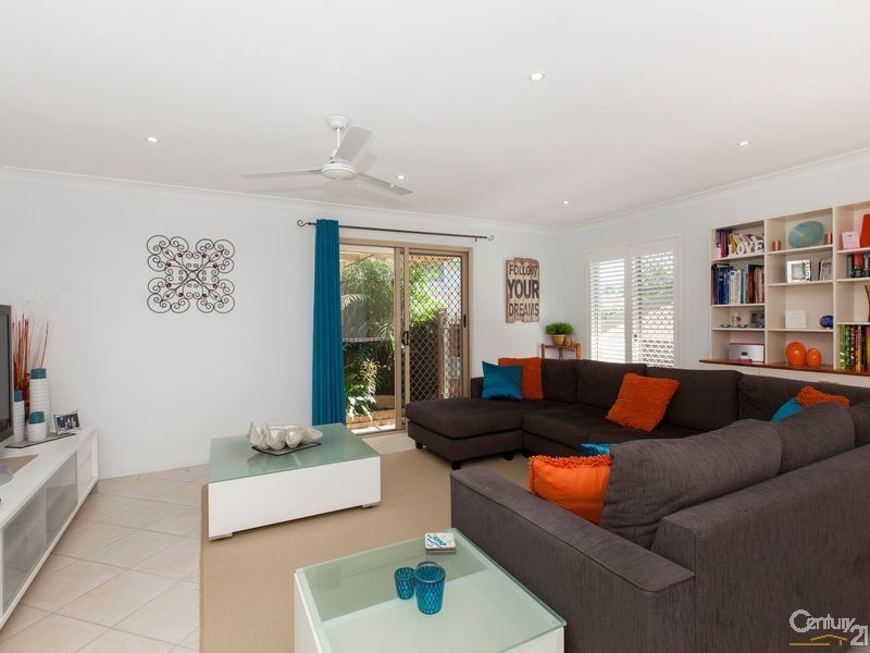 6 Julatten Place, Upper Kedron QLD 4055