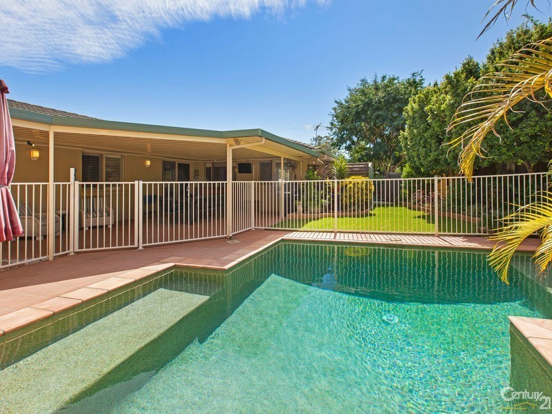6 Julatten Place, Upper Kedron QLD 4055