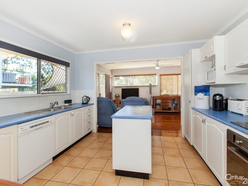 14 George Street, Albany Creek QLD 4035