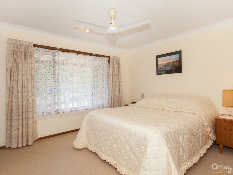 1 Larch Street, Ferny Grove QLD 4055