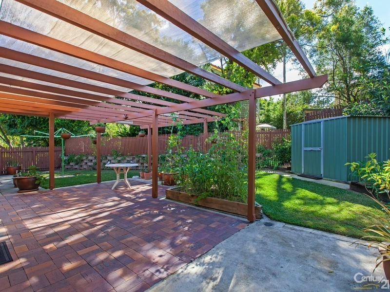 1 Larch Street, Ferny Grove QLD 4055