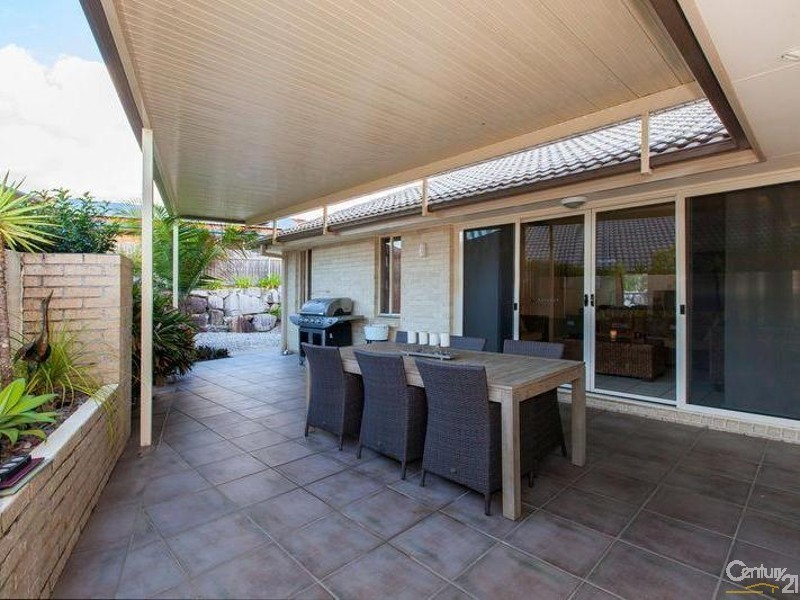 12 Valley Place, Upper Kedron QLD 4055