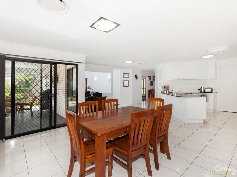 10 Goshawk Street, Upper Kedron QLD 4055