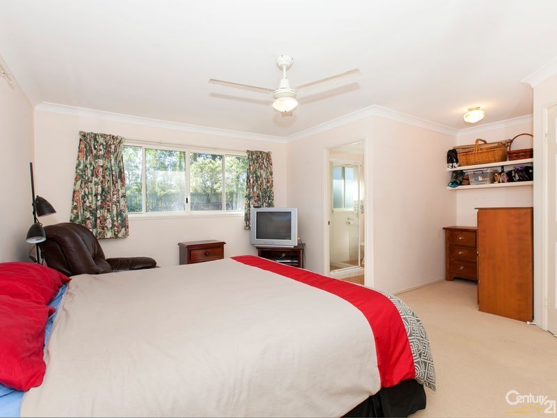 37 Aberdeen Place, Upper Kedron QLD 4055