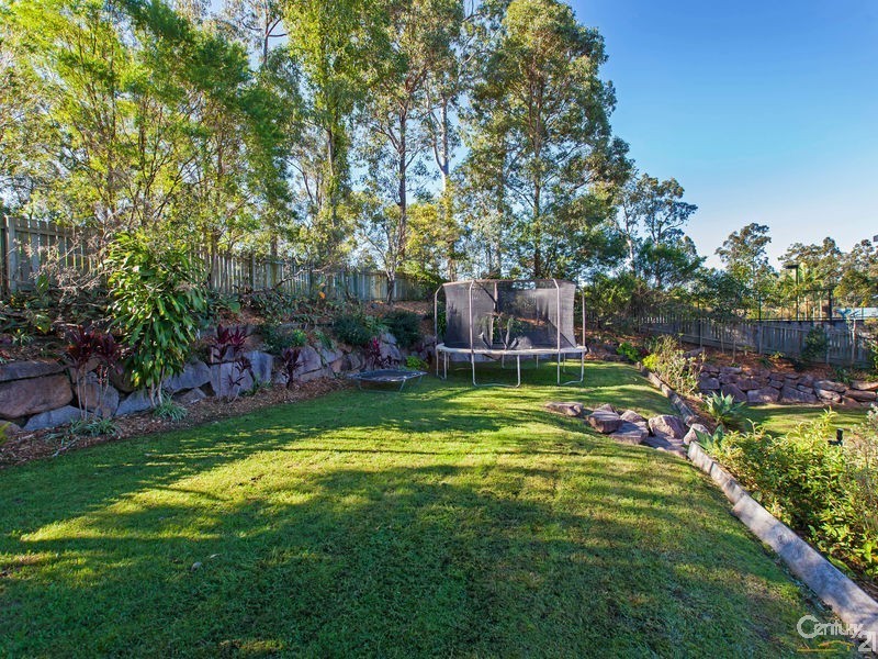 37 Aberdeen Place, Upper Kedron QLD 4055