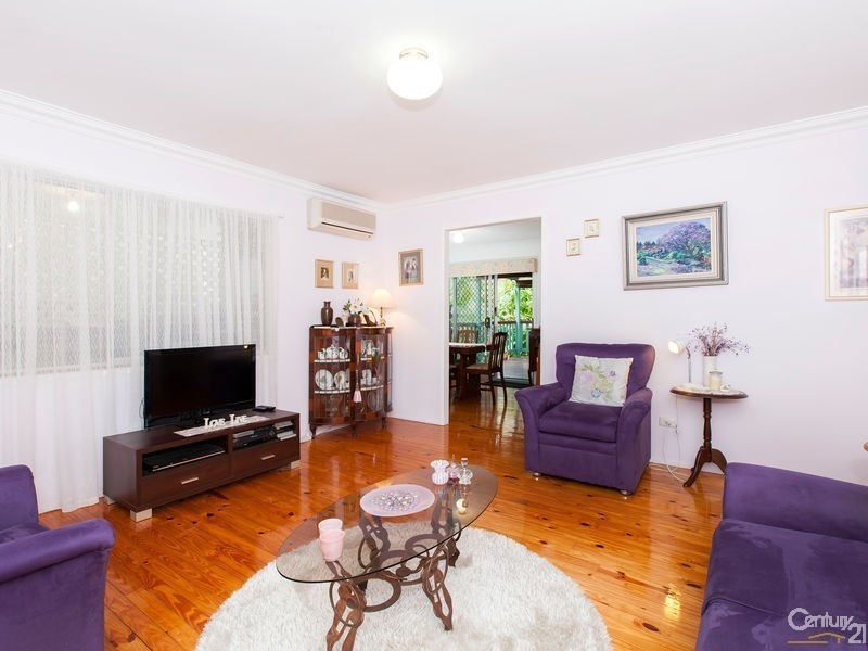 7 Yingally Drive, Arana Hills QLD 4054