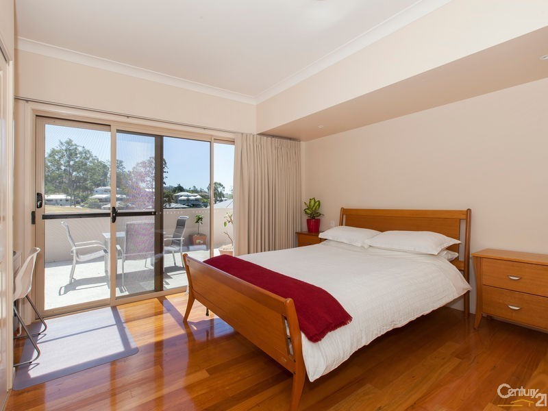 8 Tivoli Place, Ferny Grove QLD 4055