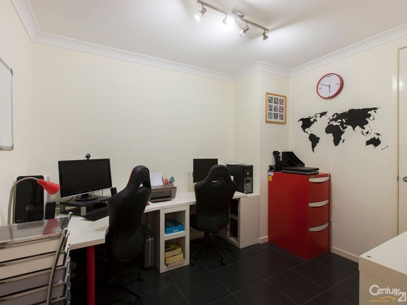 35 Kingfisher Drive, Upper Kedron QLD 4055