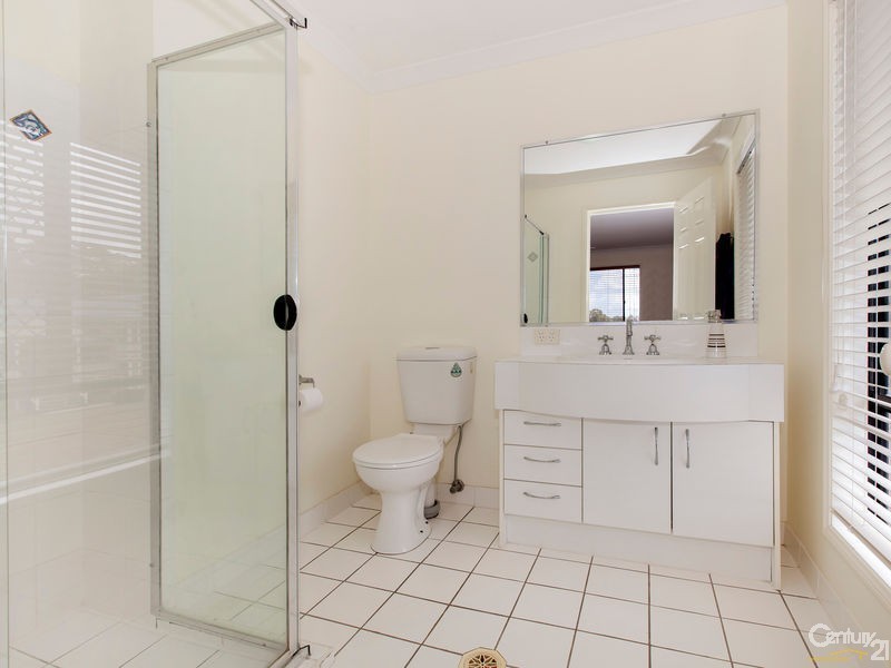 1 Regency Court, Ferny Grove QLD 4055