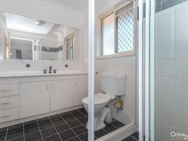 4 Fife Court, Ferny Grove QLD 4055