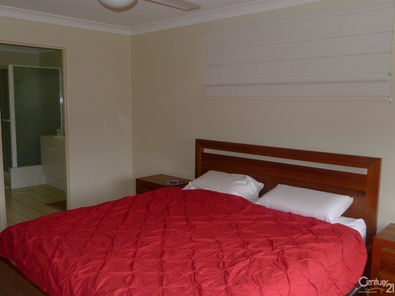 5 Fortrose Place, Ferny Grove QLD 4055