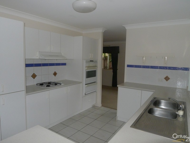 5 Carolyn Place, Ferny Grove QLD 4055