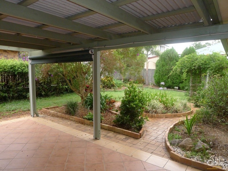 5 Carolyn Place, Ferny Grove QLD 4055