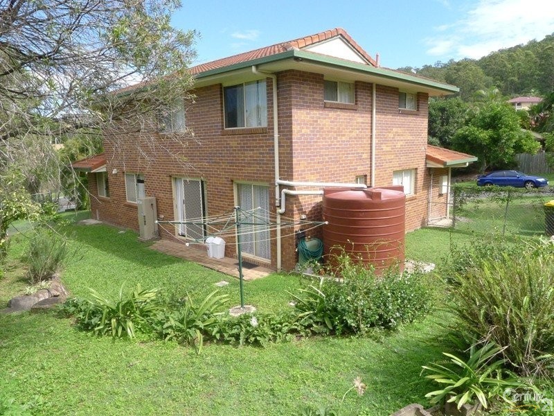 55 McGregor Way, Ferny Grove QLD 4055