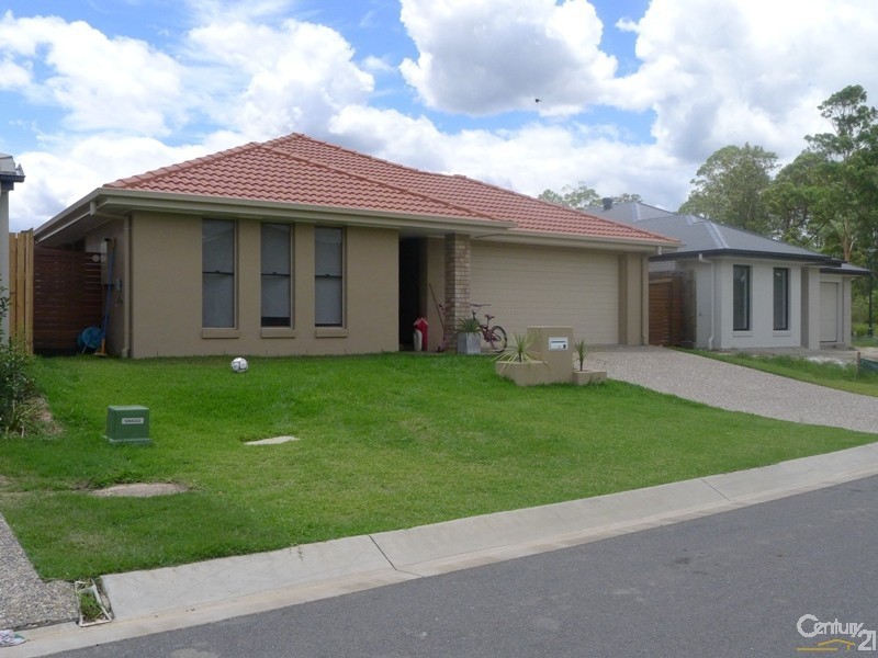 3 Lyrebird Crescent, Upper Kedron QLD 4055