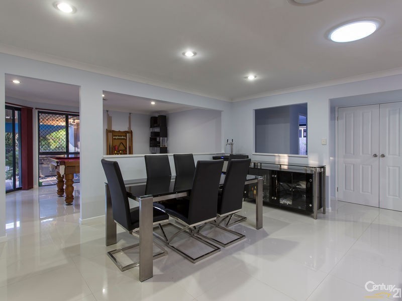 93 Charolais Crescent, Upper Kedron QLD 4055