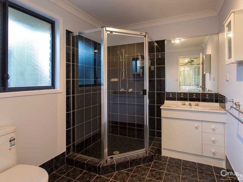 93 Charolais Crescent, Upper Kedron QLD 4055