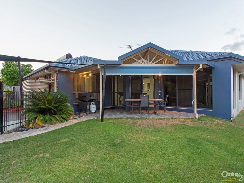 93 Charolais Crescent, Upper Kedron QLD 4055