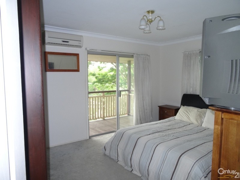 128 Kylie Avenue, Ferny Hills QLD 4055