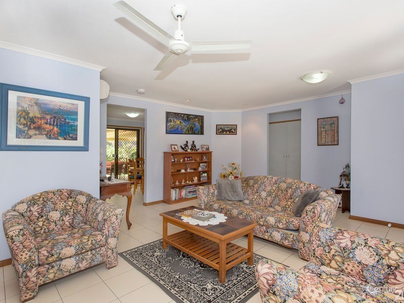 5 Brolgaglen Close, Ferny Grove QLD 4055