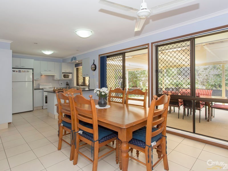 5 Brolgaglen Close, Ferny Grove QLD 4055