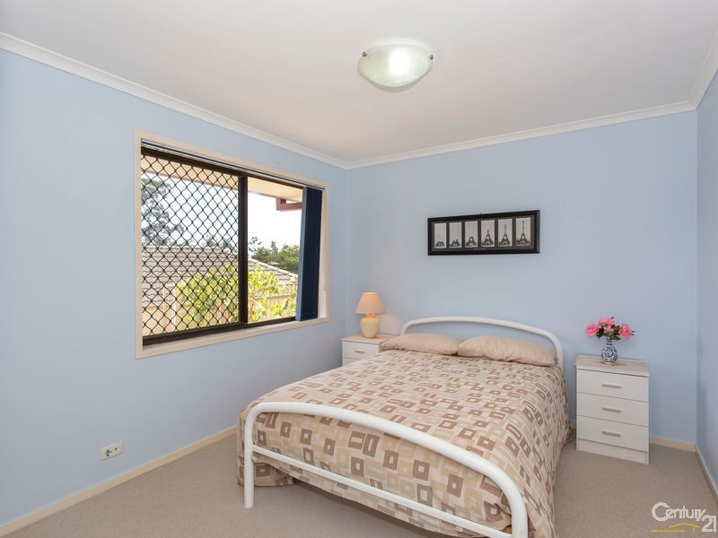 5 Brolgaglen Close, Ferny Grove QLD 4055