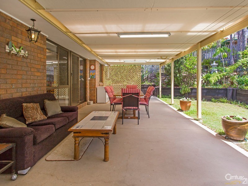 5 Brolgaglen Close, Ferny Grove QLD 4055