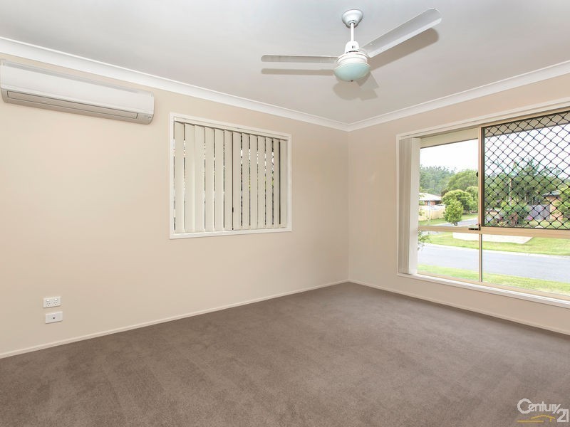 8 Tallimba Street, Upper Kedron QLD 4055