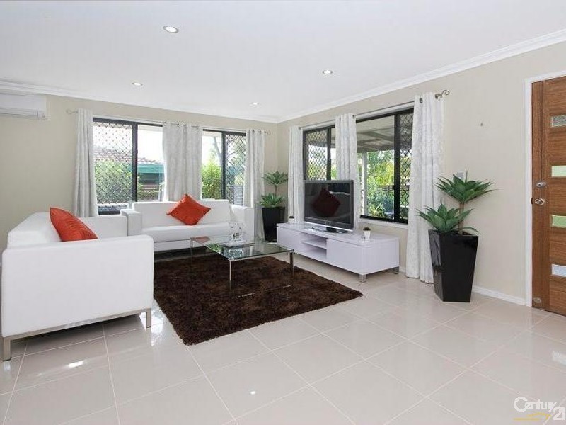 64 Kirikee Street, Ferny Grove QLD 4055