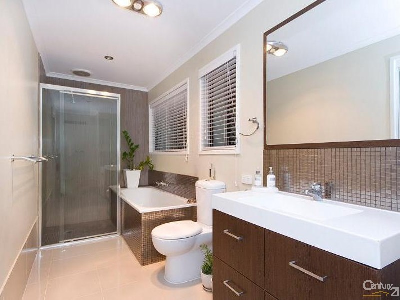 64 Kirikee Street, Ferny Grove QLD 4055