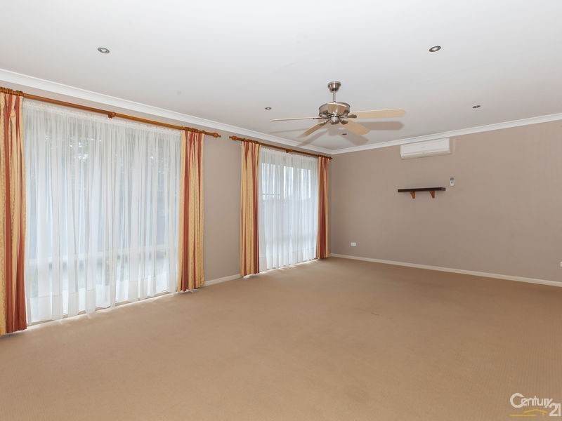 1 Tivoli Place, Ferny Grove QLD 4055