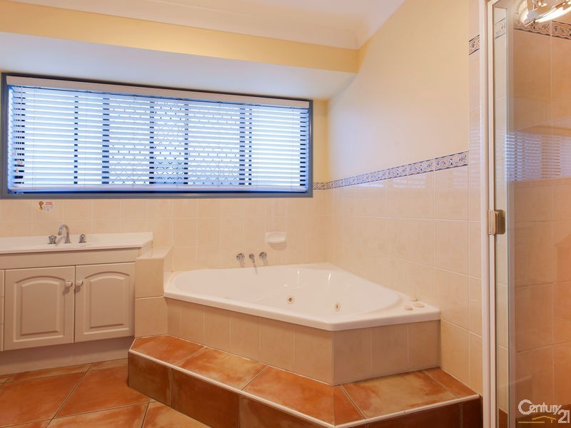 85 Charolais Crescent, Upper Kedron QLD 4055