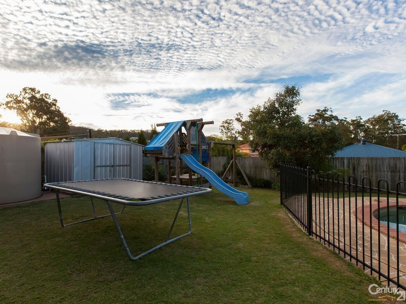 85 Charolais Crescent, Upper Kedron QLD 4055