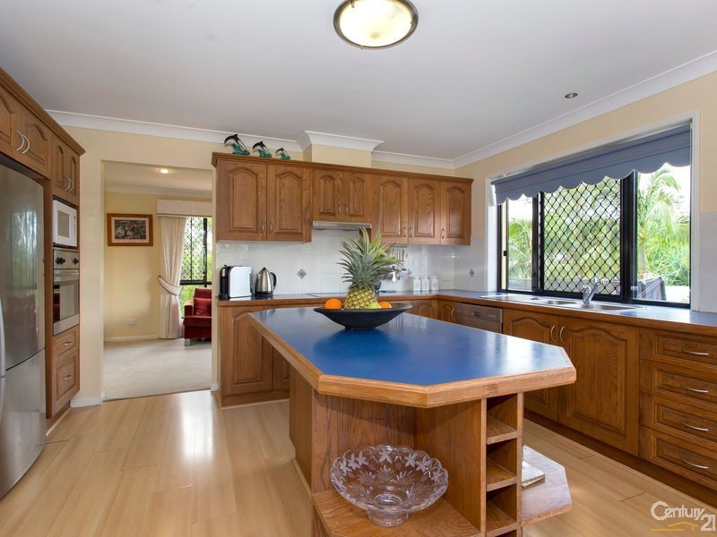 70 Carolyn Place, Ferny Grove QLD 4055