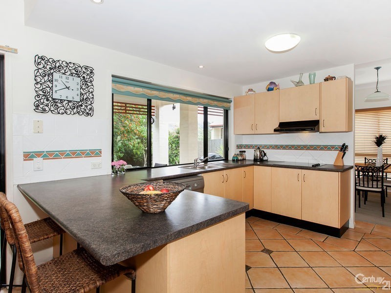 39 Julatten Place, Upper Kedron QLD 4055