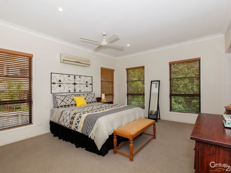 39 Julatten Place, Upper Kedron QLD 4055