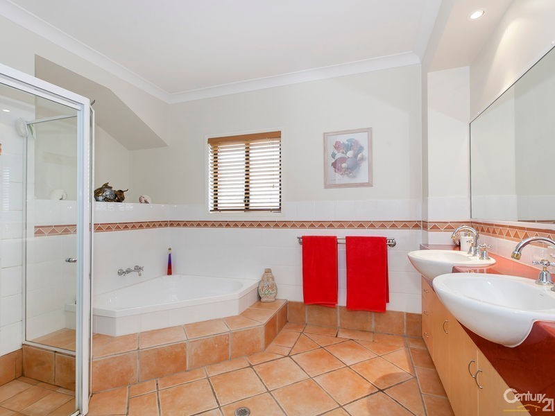 39 Julatten Place, Upper Kedron QLD 4055