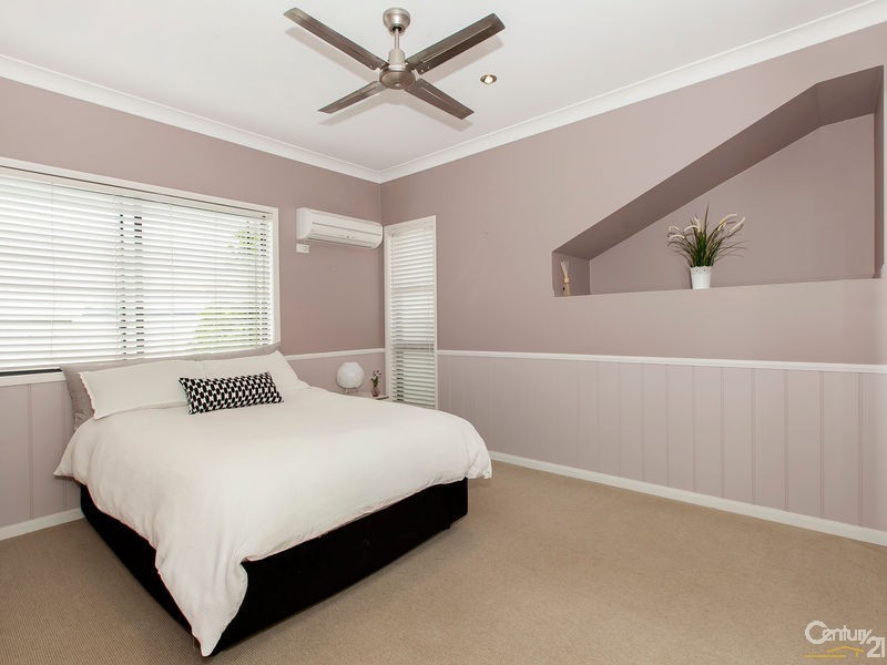 39 Julatten Place, Upper Kedron QLD 4055