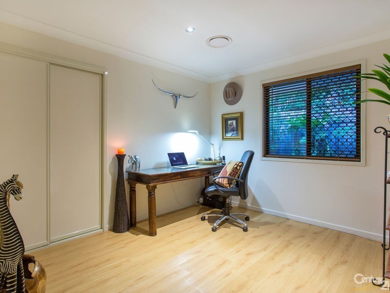 42 McGregor Way, Ferny Grove QLD 4055