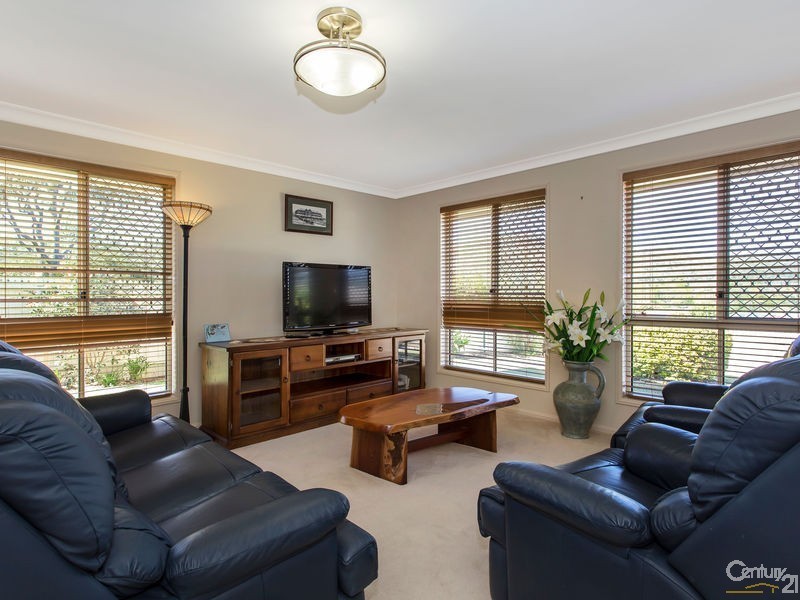 39 Karvella Street, Upper Kedron QLD 4055