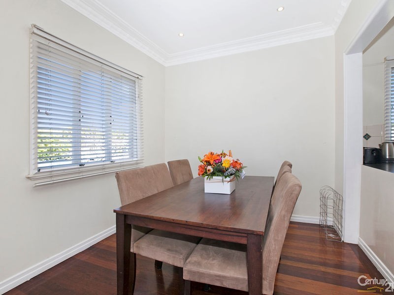 27 Chigwell Street, Wavell Heights QLD 4012