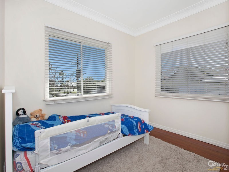 27 Chigwell Street, Wavell Heights QLD 4012