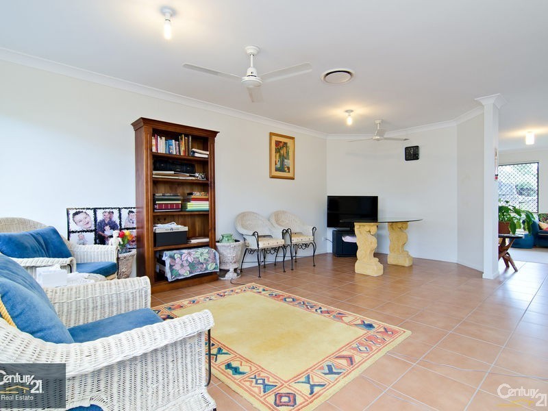 3 Hatia Grove, Ferny Grove QLD 4055