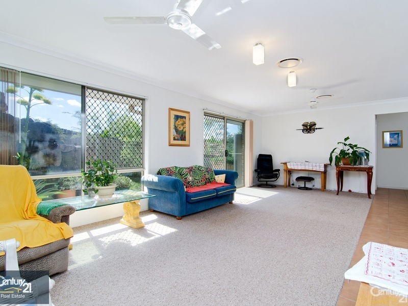 3 Hatia Grove, Ferny Grove QLD 4055