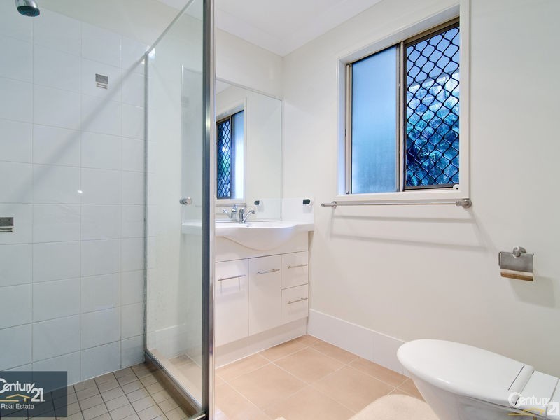 3 Hatia Grove, Ferny Grove QLD 4055